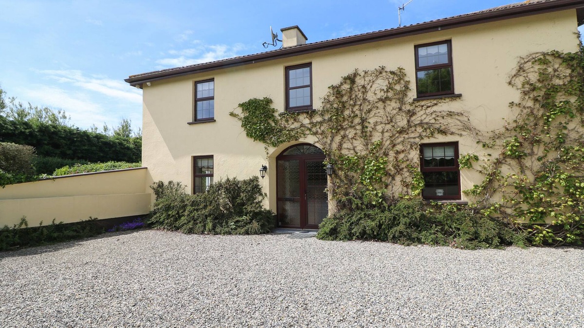 Kilmore House | TILLADAVIN HOUSE, family friendly in Kilmore, County Wexford
