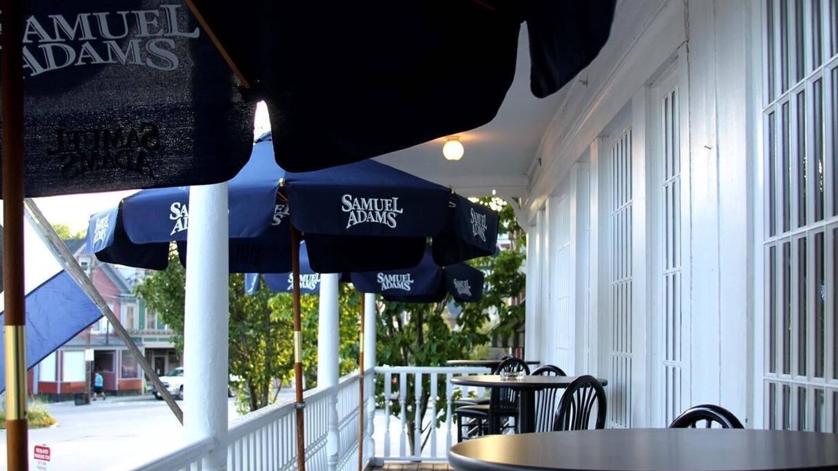 Tilton Hotel | Tilton Inn