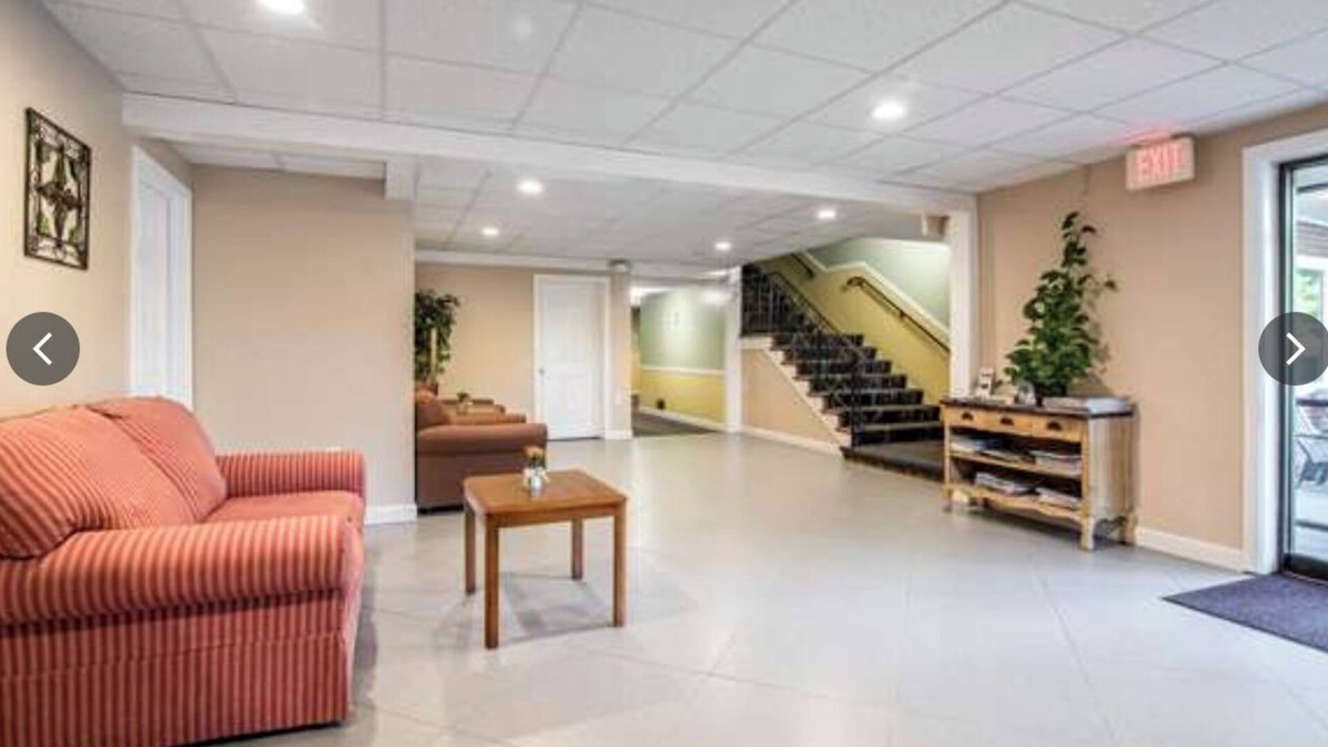 Lochmere Hotel | Tilton Lodge Inn and Suites