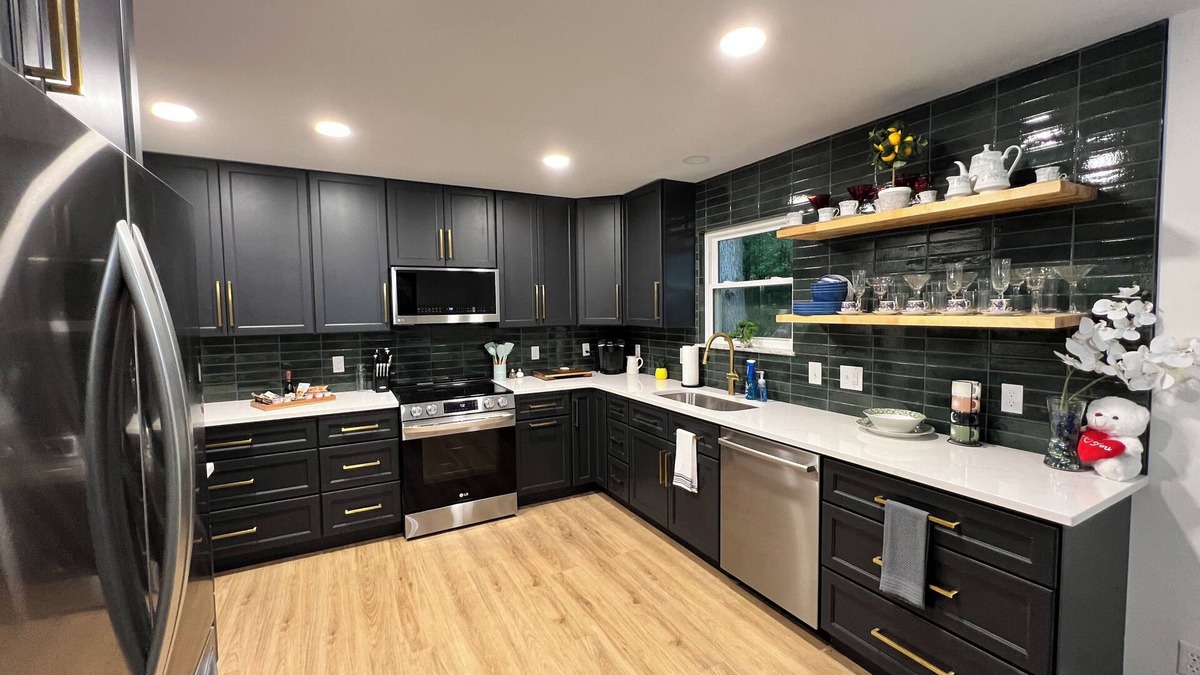 Blue Ash House | Timber-Comfortable 3b/3b Gem w/basement Near Summit Park