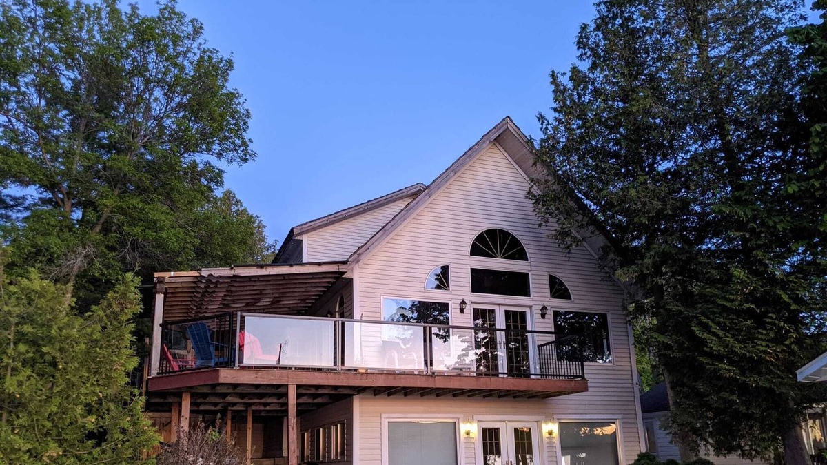 Tay House | Timber Frame Cottage on Georgian Bay