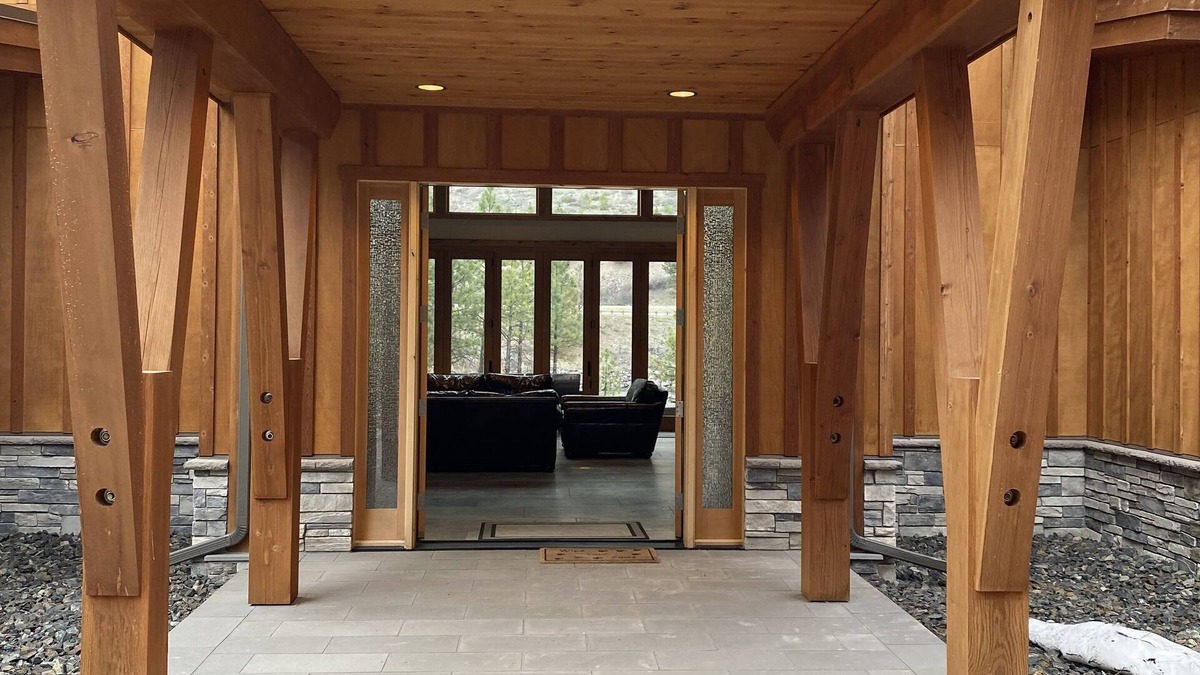 Alberton House | Timber Frame home on Clark Fork River