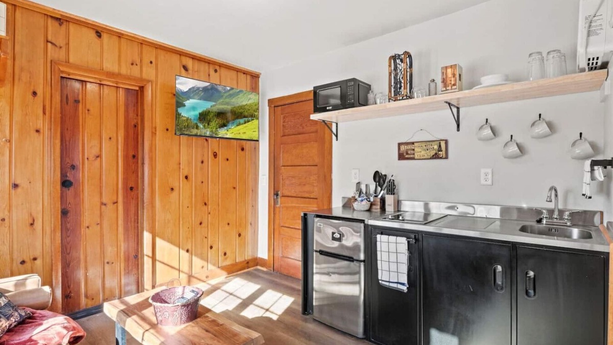Colorado Springs Cabin | Timber Lodge Cabin #16