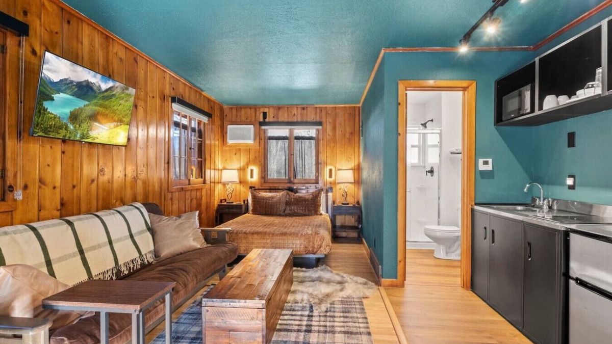 Colorado Springs Cabin | Timber Lodge Cabin #26