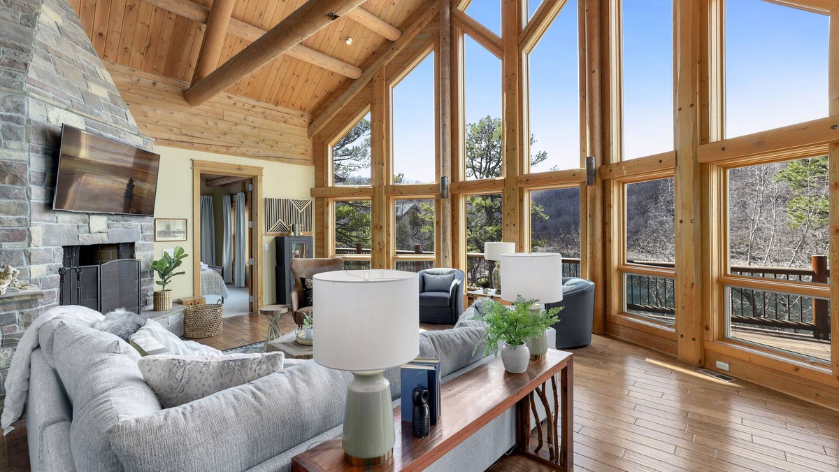 Eureka Springs House | Timber Ridge Lodge - On Beaver Lake