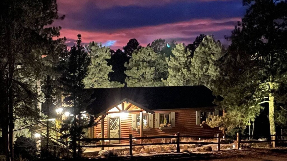 Florissant Cabin | Timber Ridge - Memories are made here!