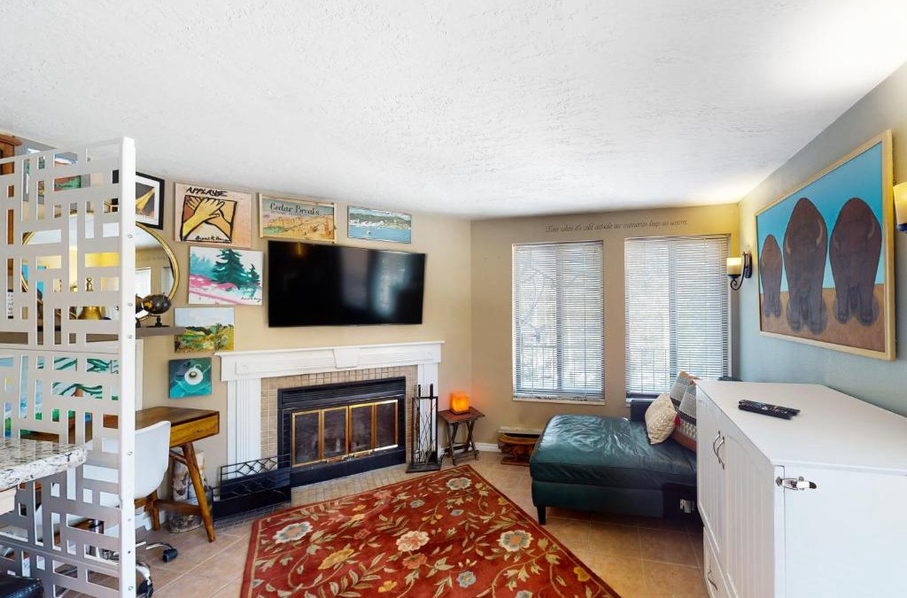 Brian Head Hotel | Timberbrook #110B