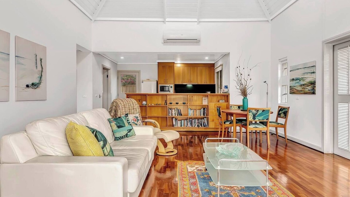Semaphore Cottage | Time and Tide Beach Cottage on the Esplanade