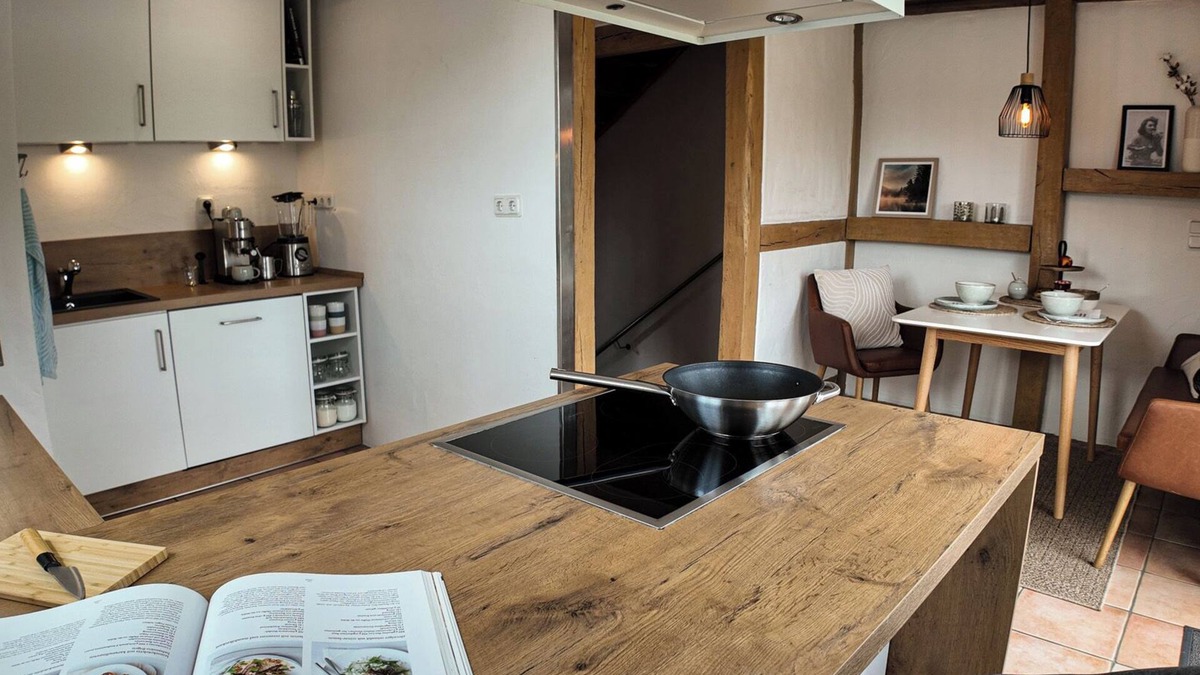 Numbrecht Cottage | Time out in the Oberberg half-timbered house. Pet friendly!