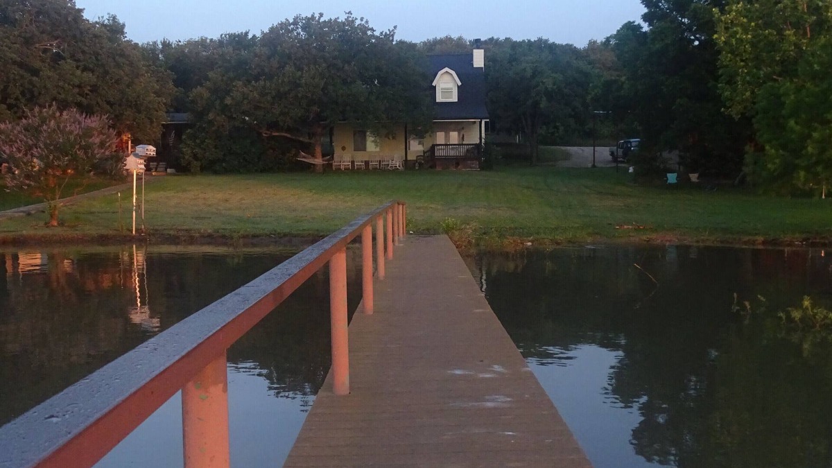 Bridgeport House | Time to Relax! Waterfront! Unbelievable sunrise!