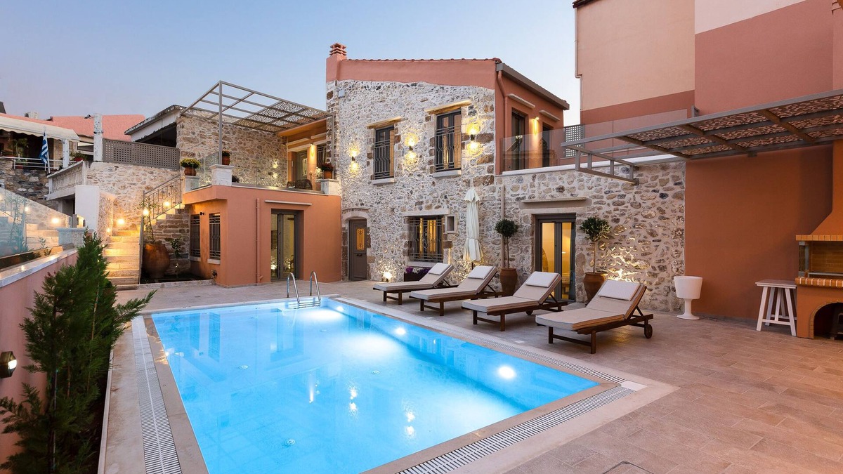 Pigi Villa | Timeless Elegance Embraced by Comfort and Bliss