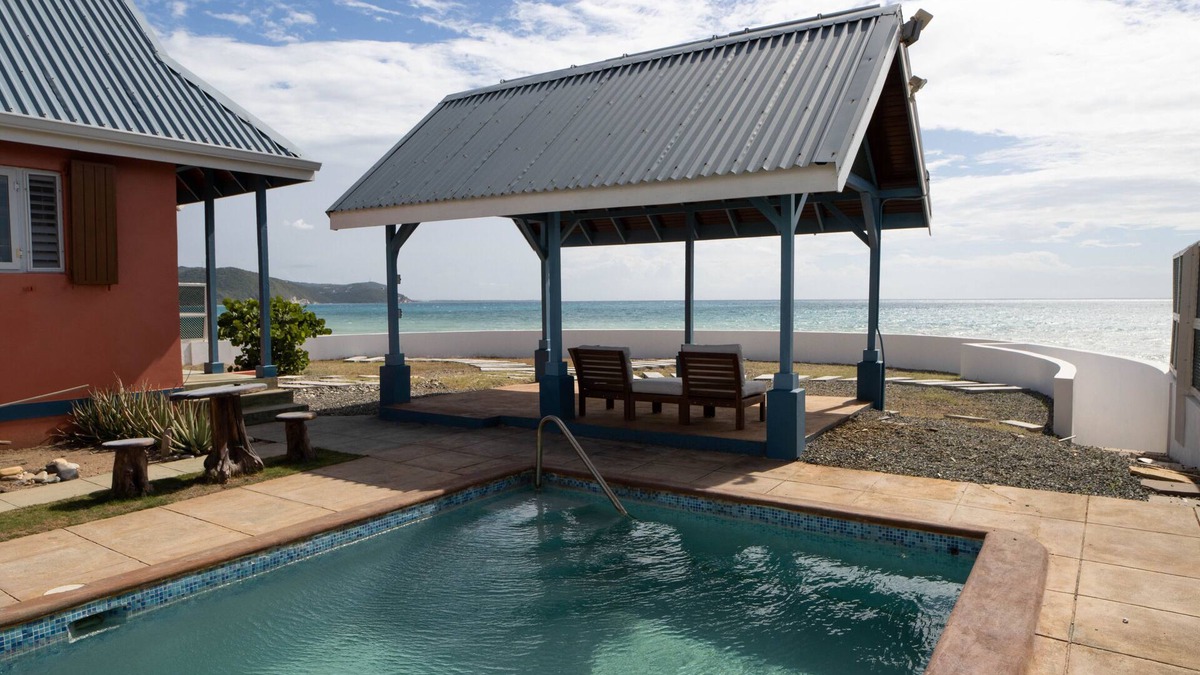 Gordon Town Villa | Timeless - Lovely beach cottage. Private pool, ocean view, beach access. R &R !