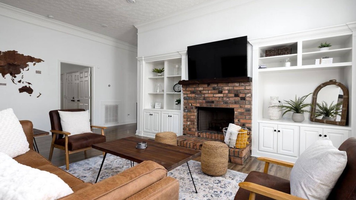 Columbus House | Timeless Midtown Craftsman 2BR, 2BA 15 Mins to Ft Moore