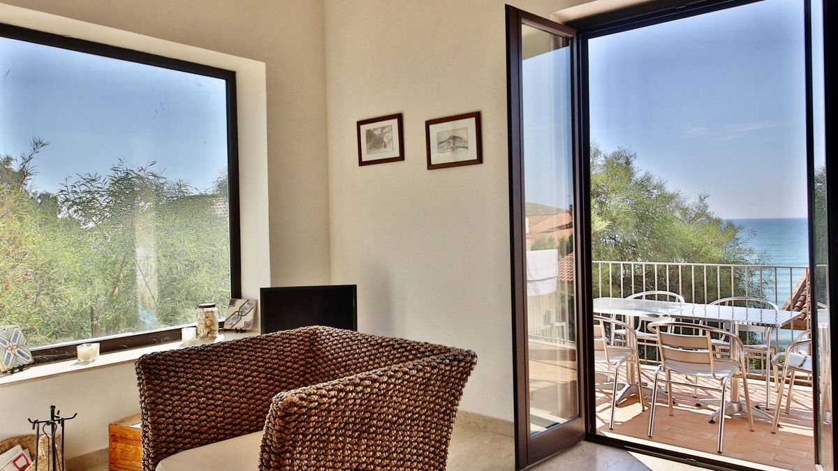 Sciacca Apartment | TIMO by KlabHouse-3BR Seafront walk2beach