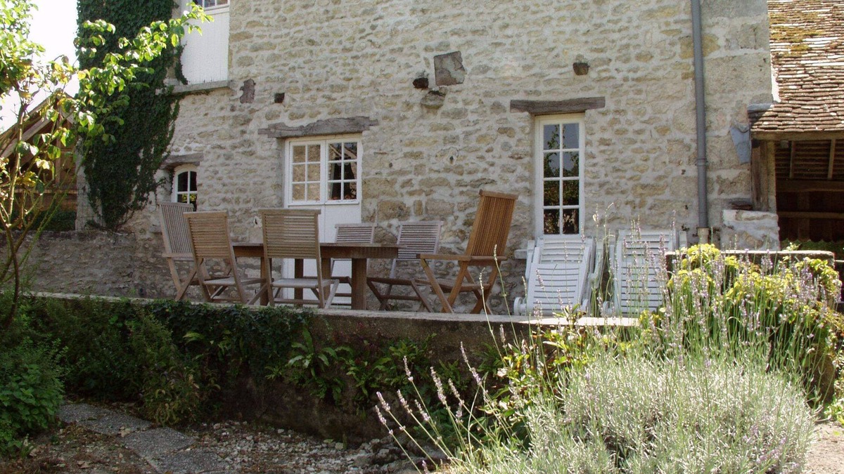 Dimancheville House | Tingrain Mill