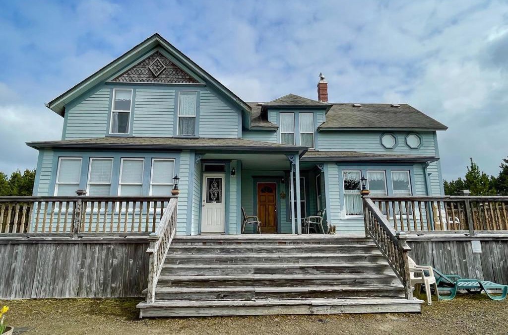 Long Beach House | Tinker House Cottage