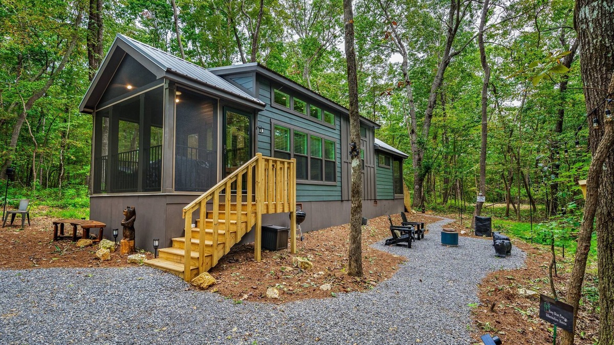 Mentone Cottage | Tiny Bear Paw-relax, unwind and recharge