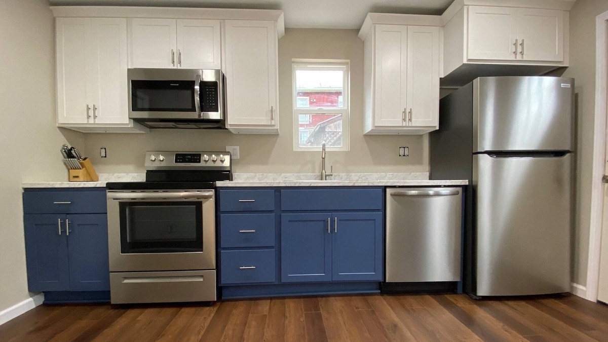 Morgantown Cottage | Tiny Blue House offers Simplicity in a great location