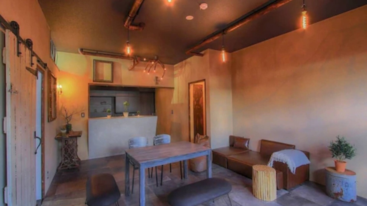 Fujiyoshida House | Tiny Fort Less than 1 minute walk from Mt Fuji /Fujiyoshida Yamanashi