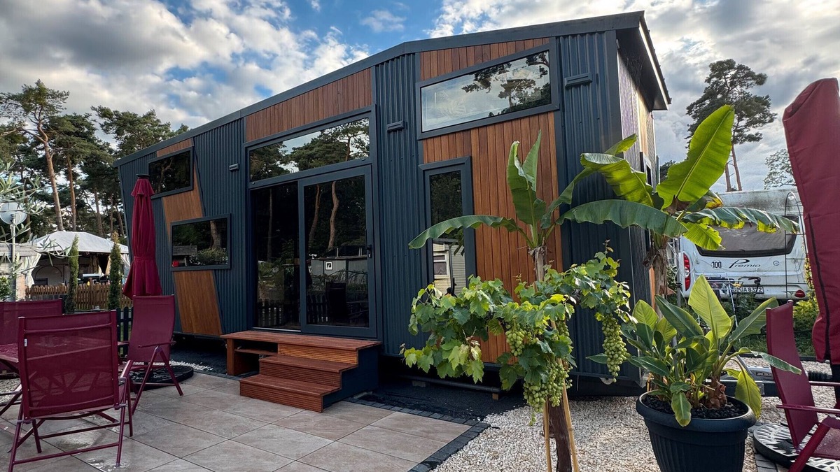 Plaue House | Tiny House Queen Dream with Private Terrace, Private Garden and Wi-Fi