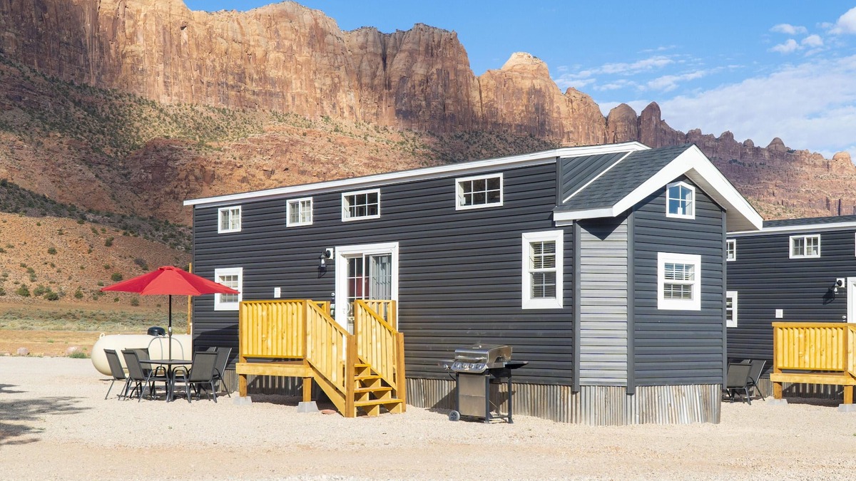 Moab South Valley House | Tiny Home #3 - Tiny Home #3 Funstays Redrock
