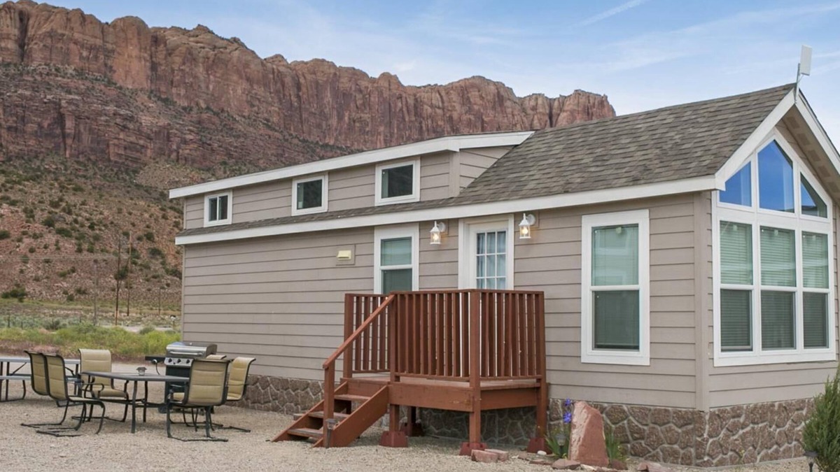 Moab South Valley House | Tiny Home #7 - Tiny Home #7 FunStays Tiny Home