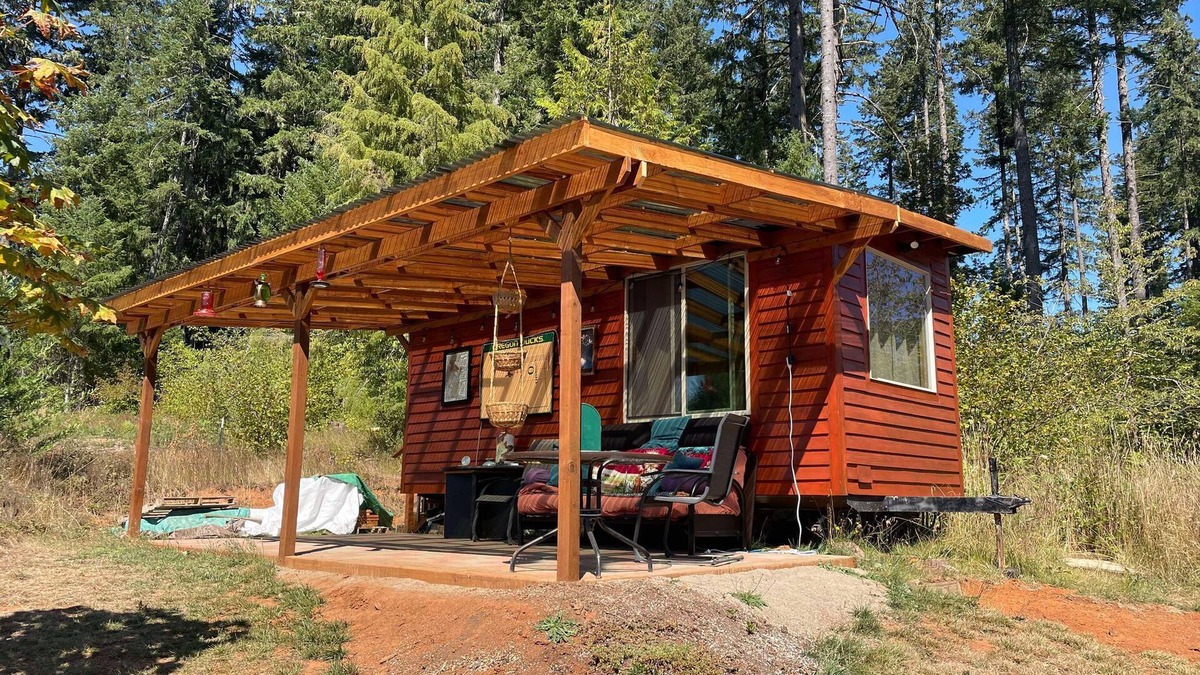 Elmira Resort | Tiny Home Caboose @ Zen Garden Sanctuary Spa