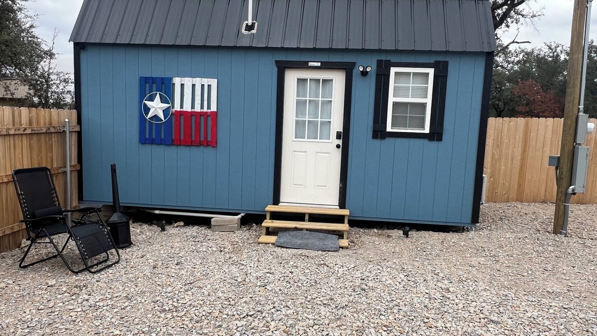 Lake Brownwood Cabin | Tiny Home close to Brownwood Lake