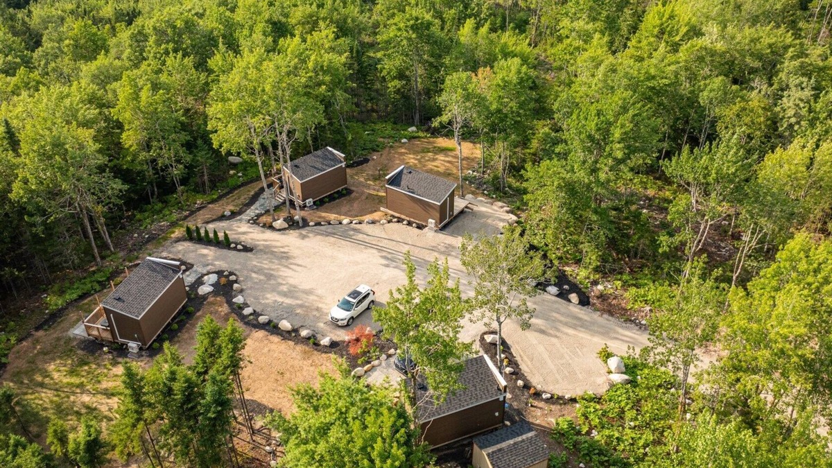 Chester Ski Chalet | Tiny home in Chester Nova Scotia. Hosted by Dordean Suites