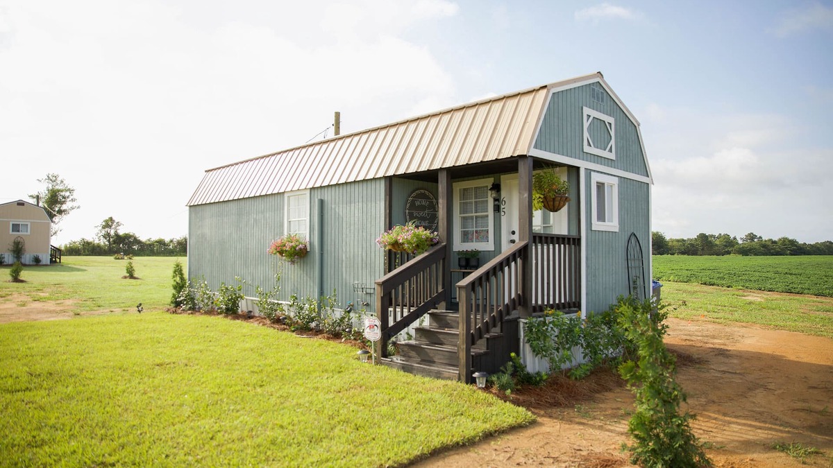 Houston County Cottage | Tiny home in country