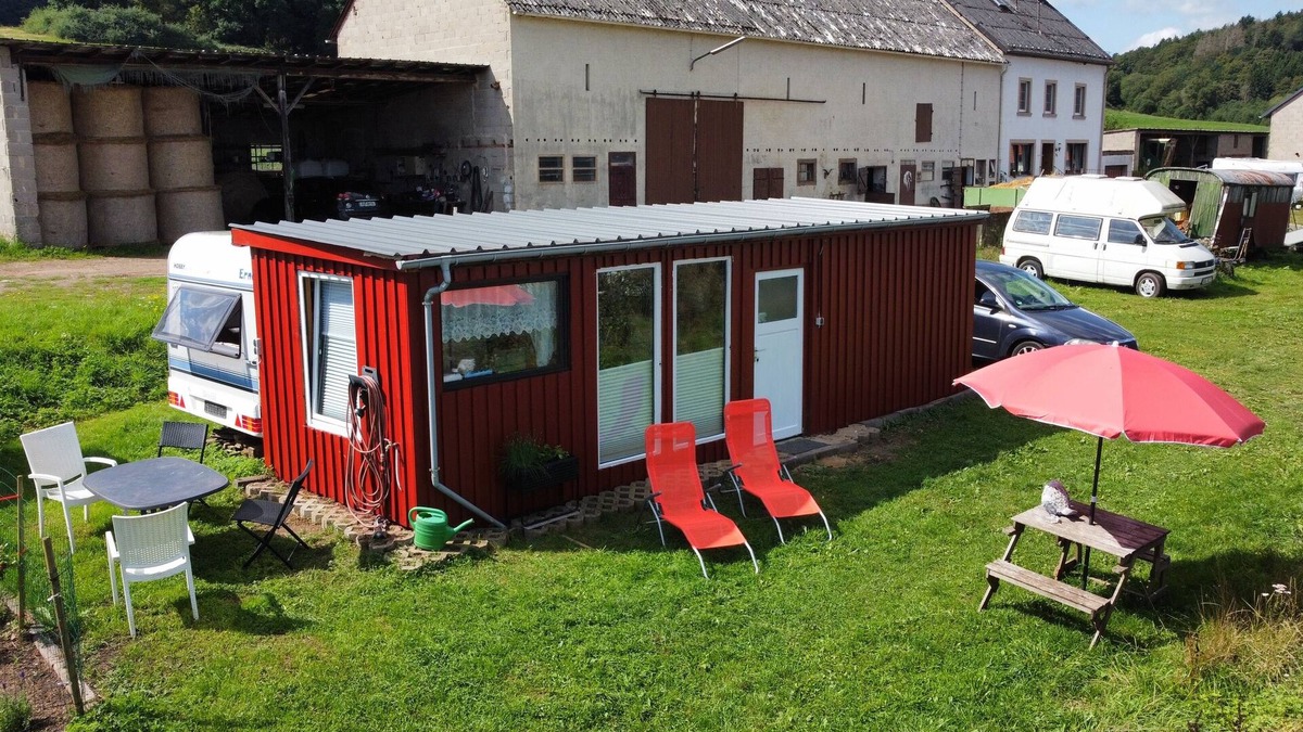 Oberbettingen House | Tiny House Annelieses, coziness by the fireplace, large bathroom, dogs welcome