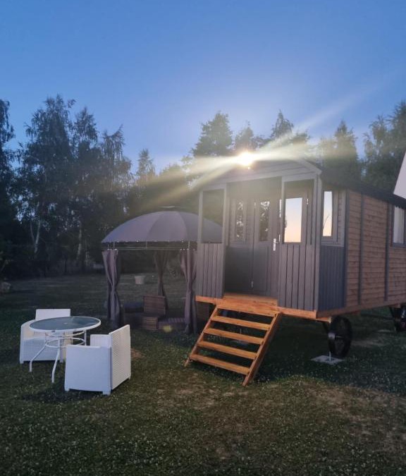 La Forestiere Other | Tiny house avec jacuzzi love roulotte