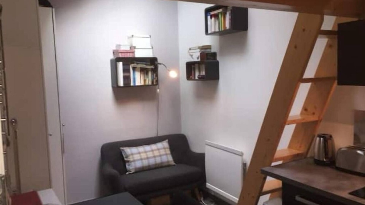 Le Chesnay Apartment | Tiny House Avec Terrasse