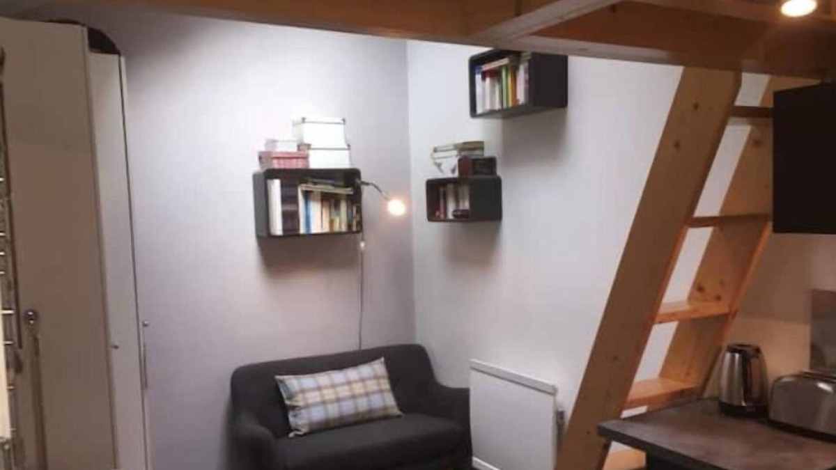 Le Chesnay Apartment | Tiny House Avec Terrasse