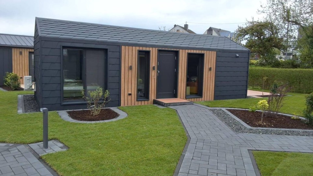 Sohren House | Tiny-House "Das kleine Schwarze" - Land Zeit - get your tiny moment