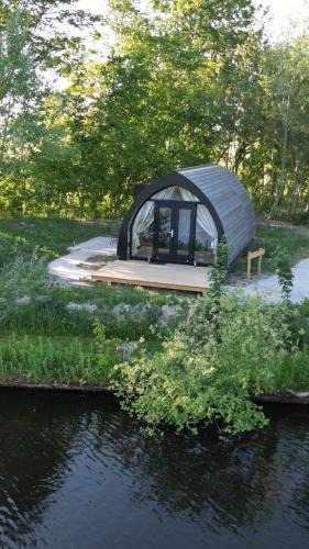 Westergeest Resort | Tiny House De Houtekster