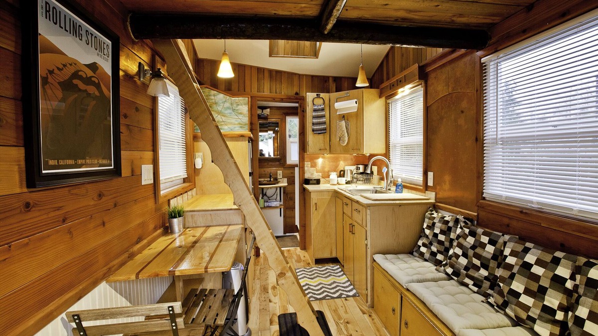 King Cottage | Tiny House In Alberta Arts District!