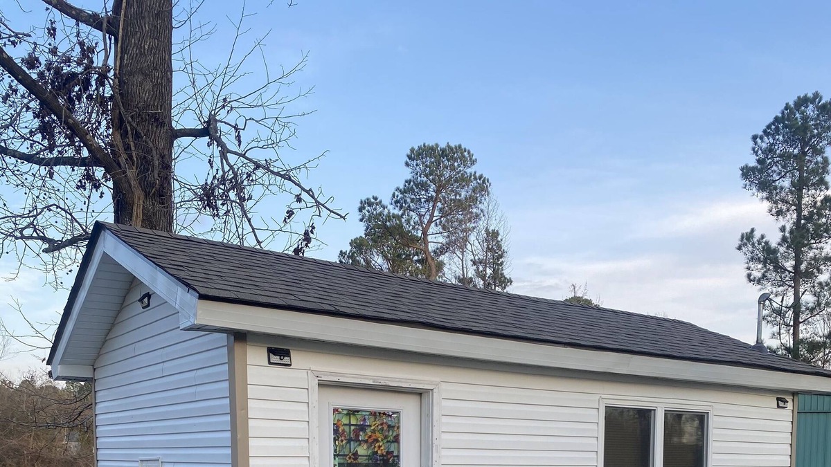 Wright House | Tiny house in country setting
