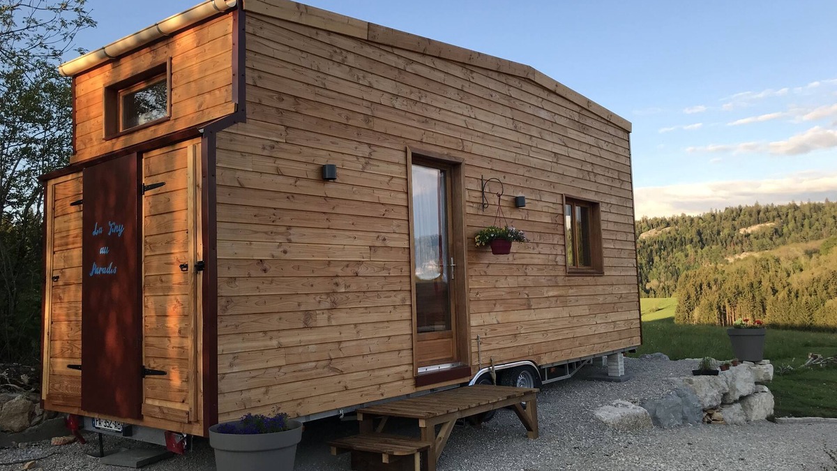 Etival House | Tiny house in the middle of the Haut Jura Natural Park