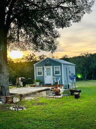 Lakehills House | Tiny house - Our little piece of paradise