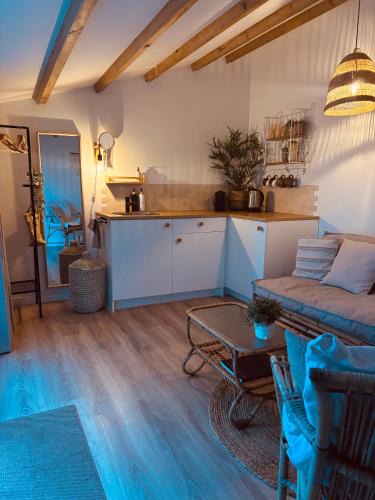 Barneveld Bed & Breakfast | Tiny House t Kleine Paradijs
