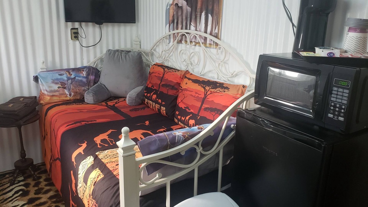Sequim Apartment | Tiny House Timbuktu.