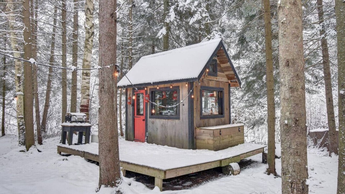 Saint-Faustin-Lac-Carre Cabin | Tiny House | Tremblant | 2ppl | Electricity | Heat