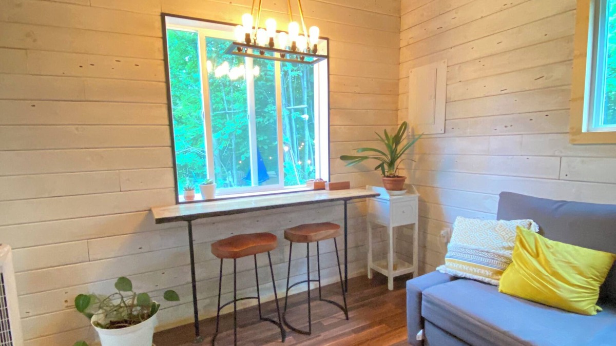 Central Frontenac Cabin | Tiny in the Trees