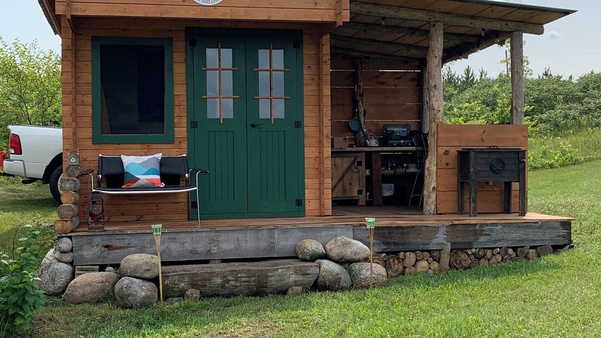 Quinte West Cabin | Tiny Oaks CabinnnCozy and private with sleeping loft, walking distance to lake!