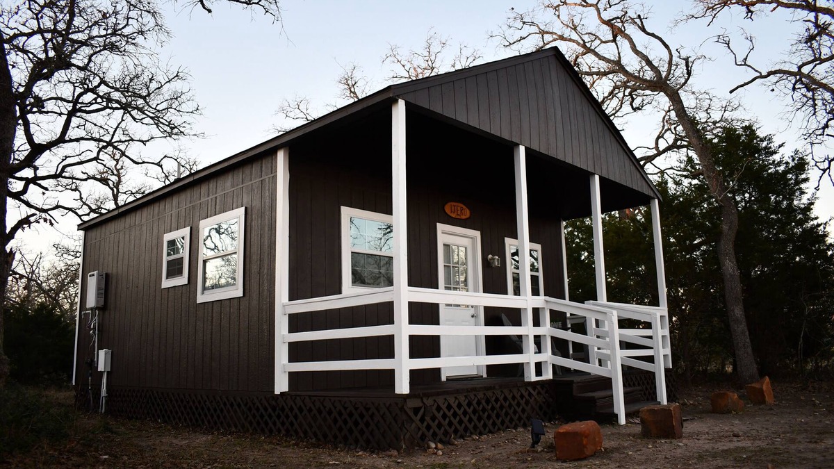 Ledbetter Apartment | Tiny Picturesque Cabin on Idyllic Ranch with lake view close to Round Top TX