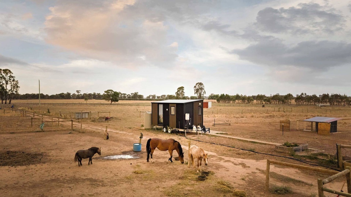 Carag Carag House | Tiny Rescue Retreat by Tiny Away