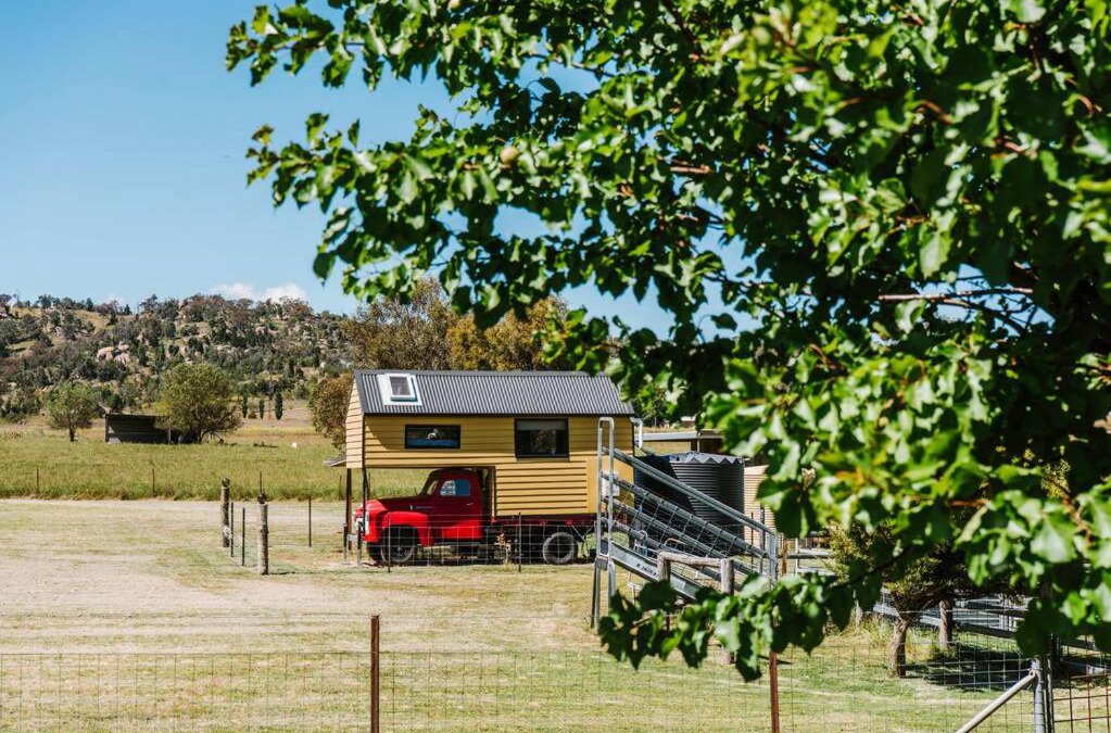 Frog Rock House | Tiny Truck at Ithaca - Mudgee's Most Unique Stay