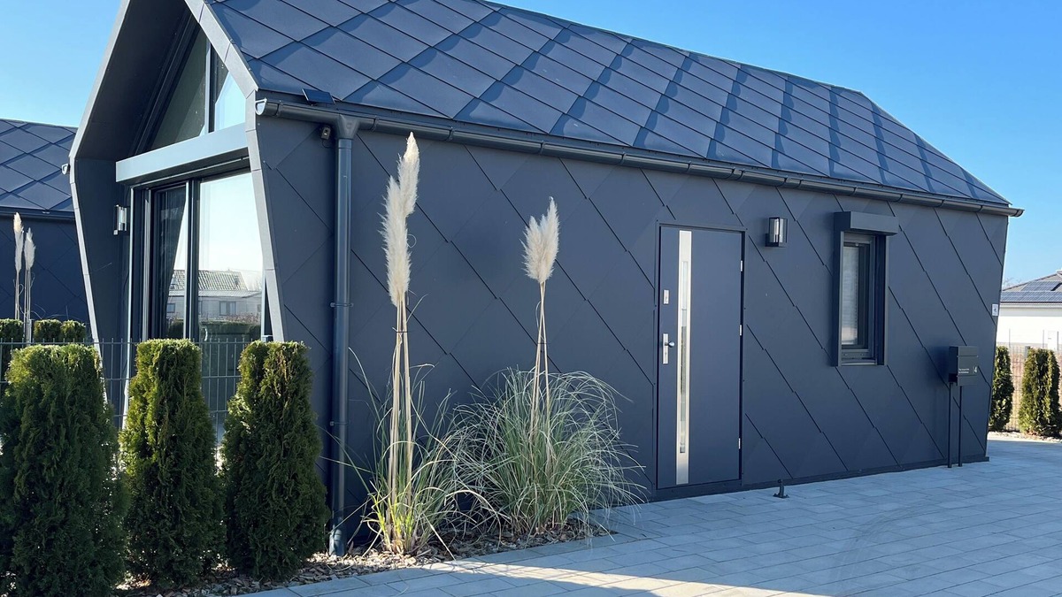 Lobnitz House | Tiny vacation home Hilde by the lake with private beach 4 persons