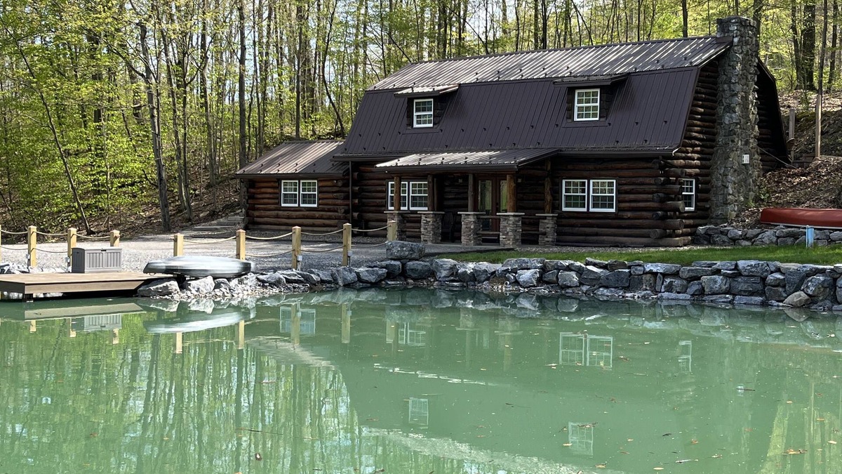 Tipton Cabin | Tipton Run Lodge: Luxurious Log Cabin with Private Pond!